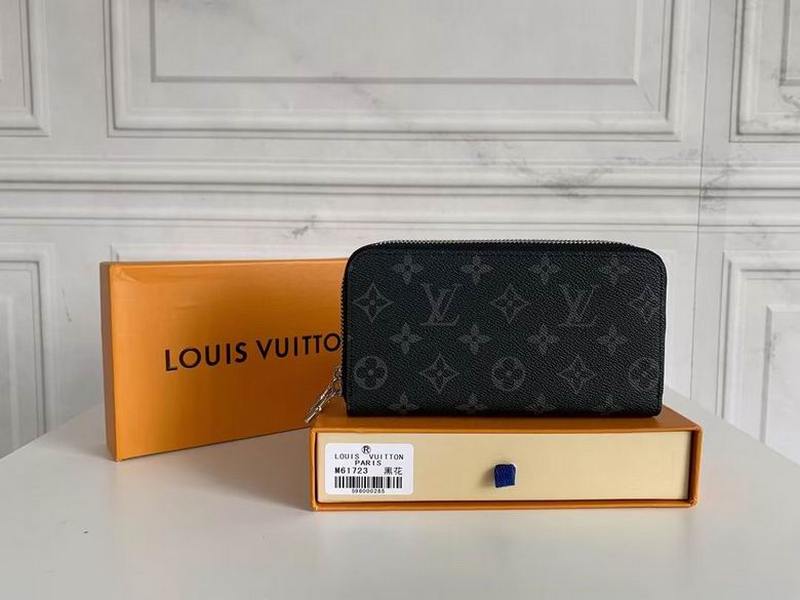 LV Wallets 198